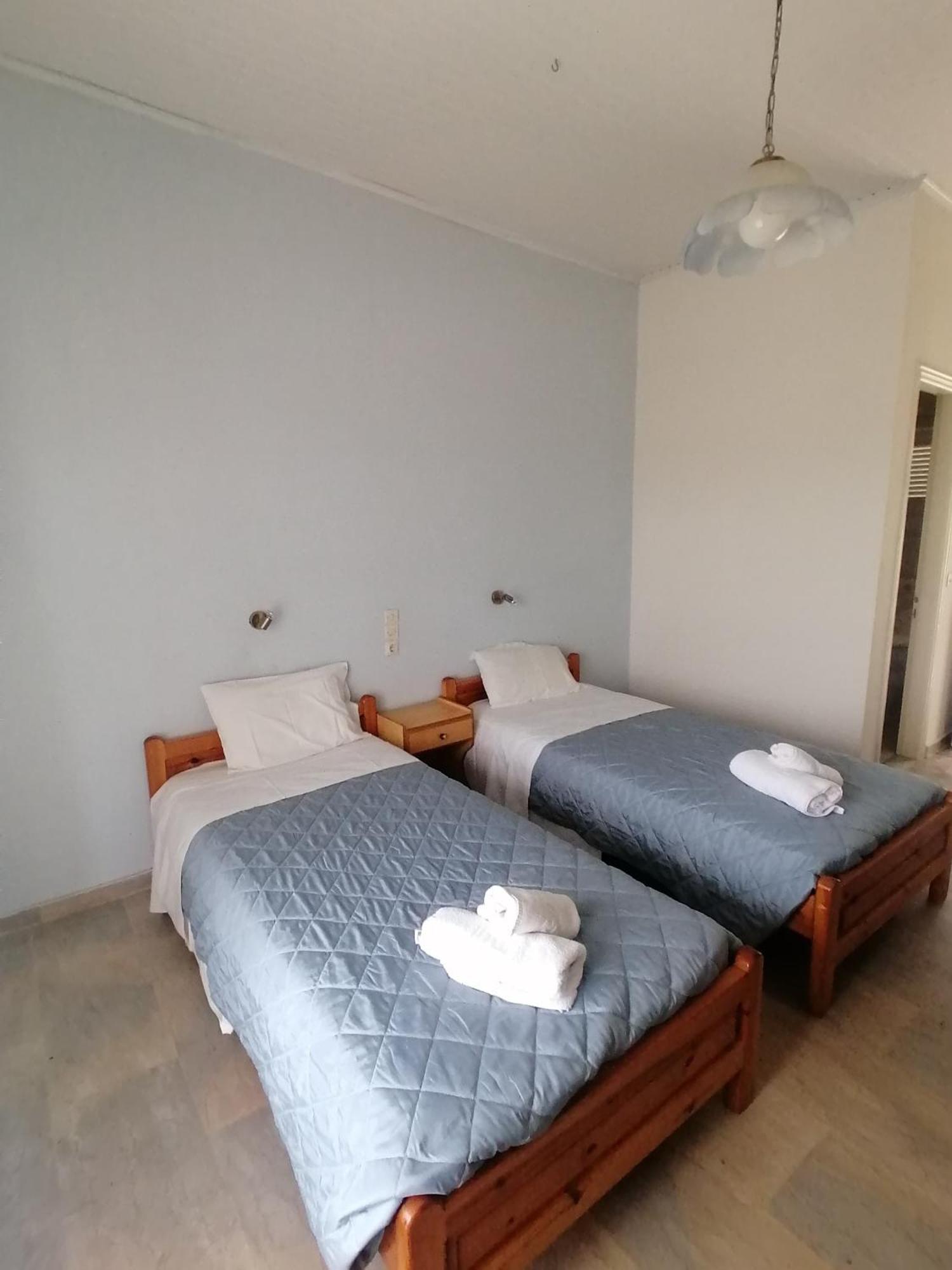 Nikos Appartement *